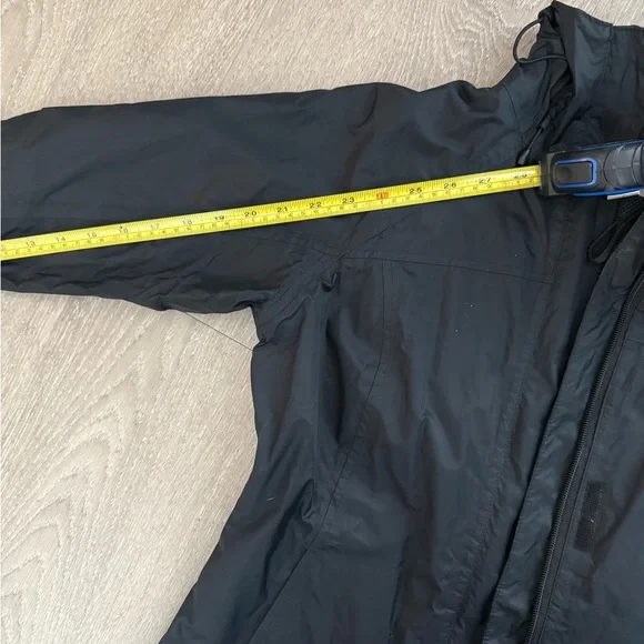 Columbia Women’s Size Small Rain Jacket - Picture 9 of 10